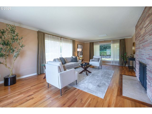 2196 OLIVE St, Eugene, OR 97405