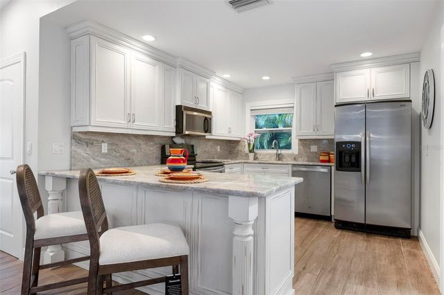 607 NORTH POINT DRIVE, Holmes Beach, FL 34217