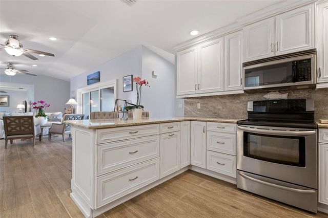 607 NORTH POINT DRIVE, Holmes Beach, FL 34217