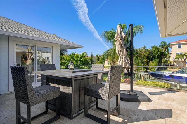 607 NORTH POINT DRIVE, Holmes Beach, FL 34217