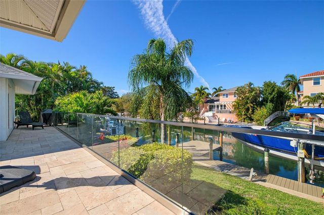 607 NORTH POINT DRIVE, Holmes Beach, FL 34217