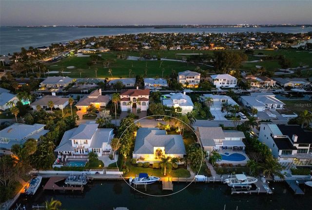 607 NORTH POINT DRIVE, Holmes Beach, FL 34217