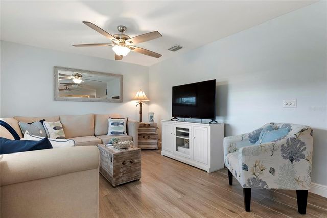 607 NORTH POINT DRIVE, Holmes Beach, FL 34217