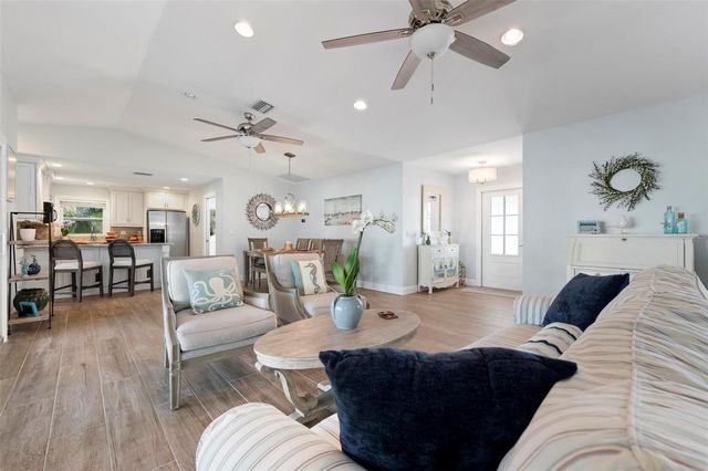 607 NORTH POINT DRIVE, Holmes Beach, FL 34217