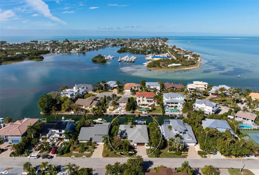 607 NORTH POINT DRIVE, Holmes Beach, FL 34217