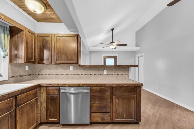 8660 Buena DRIVE, Burlington, WI 53105