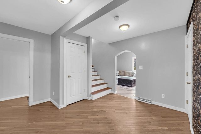 8660 Buena DRIVE, Burlington, WI 53105