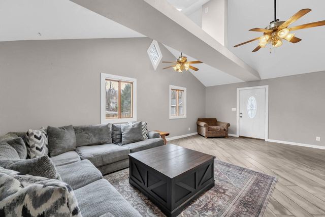 8660 Buena DRIVE, Burlington, WI 53105