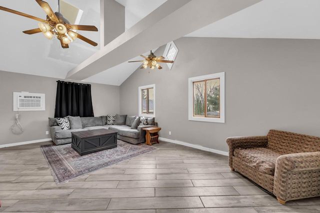 8660 Buena DRIVE, Burlington, WI 53105