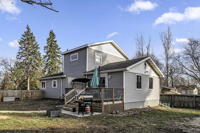 8660 Buena DRIVE, Burlington, WI 53105