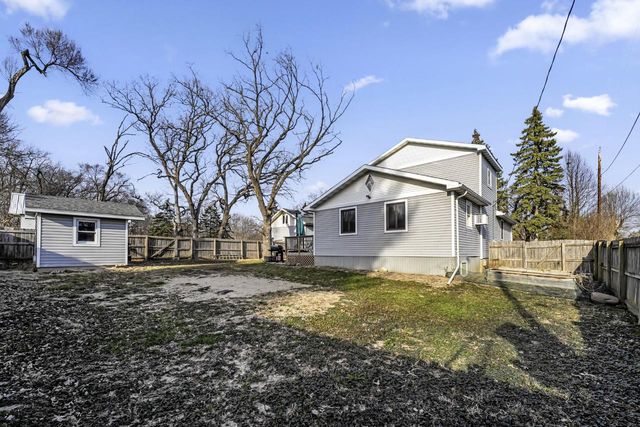 8660 Buena DRIVE, Burlington, WI 53105