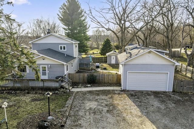 8660 Buena DRIVE, Burlington, WI 53105