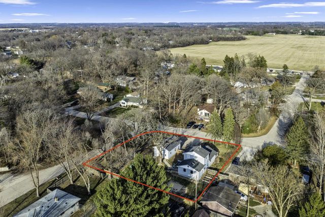 8660 Buena DRIVE, Burlington, WI 53105