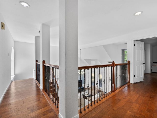 1676 Beaconshire Road, Houston, TX 77077