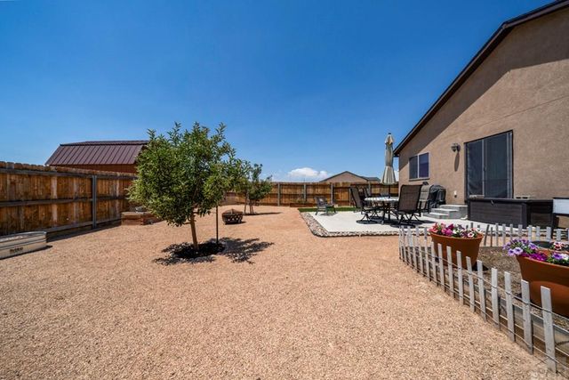 1005 E Kirkwood Dr, Pueblo, CO 81007