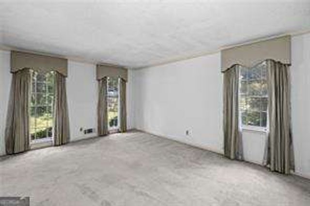 5171 Meadowlake Drive, Atlanta, GA 30338
