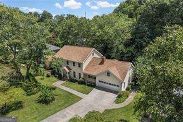 5171 Meadowlake Drive, Atlanta, GA 30338