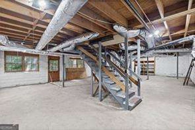 5171 Meadowlake Drive, Atlanta, GA 30338