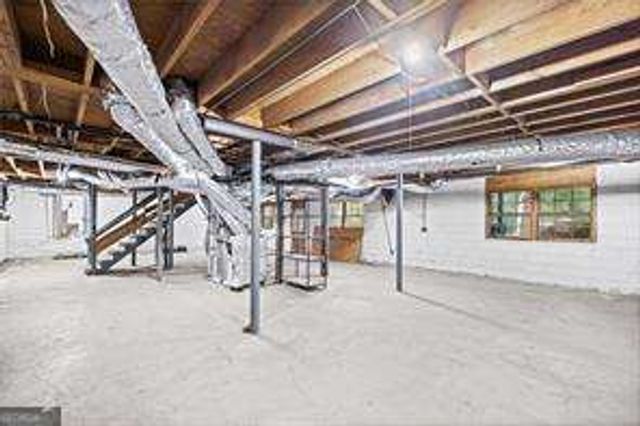 5171 Meadowlake Drive, Atlanta, GA 30338