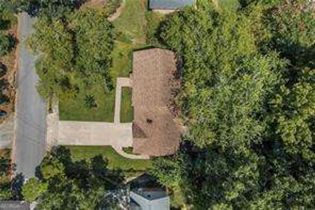 5171 Meadowlake Drive, Atlanta, GA 30338