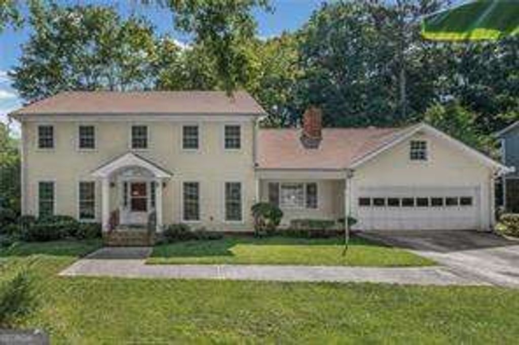 5171 Meadowlake Drive, Atlanta, GA 30338