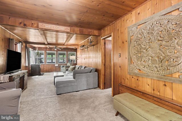 784 SIDDONSBURG RD, Lewisberry, PA 17339