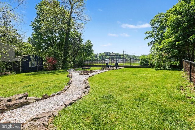 784 SIDDONSBURG RD, Lewisberry, PA 17339