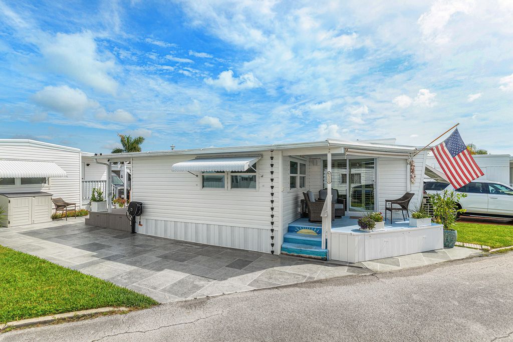 209 Java Drive K, Briny Breezes, FL 33435