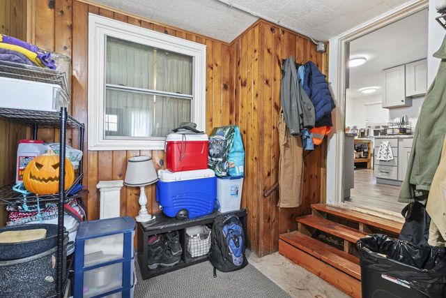 1329 CENTRAL STREET, Oshkosh, WI 54901