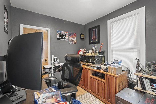 1329 CENTRAL STREET, Oshkosh, WI 54901