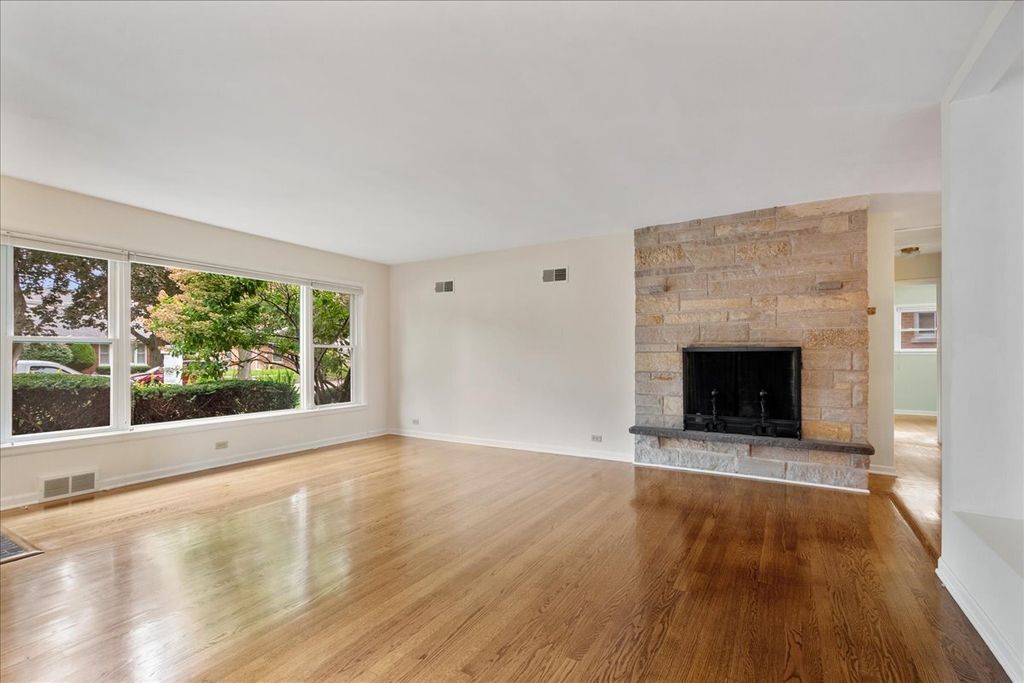 5233 Suffield Court, Skokie, IL 60077 — photo 4