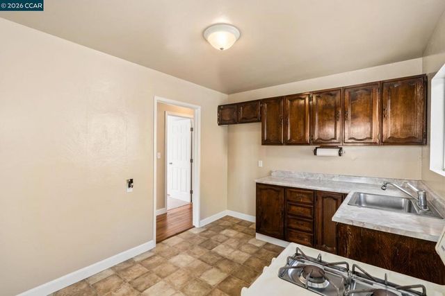 18567 18567 Hunter Ave, San Lorenzo, CA 94541