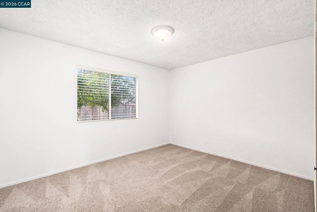 Image 18 of property listing at 18567 18567 Hunter Ave, San Lorenzo, CA 94541