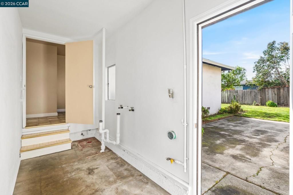 Image 22 of property listing at 18567 18567 Hunter Ave, San Lorenzo, CA 94541