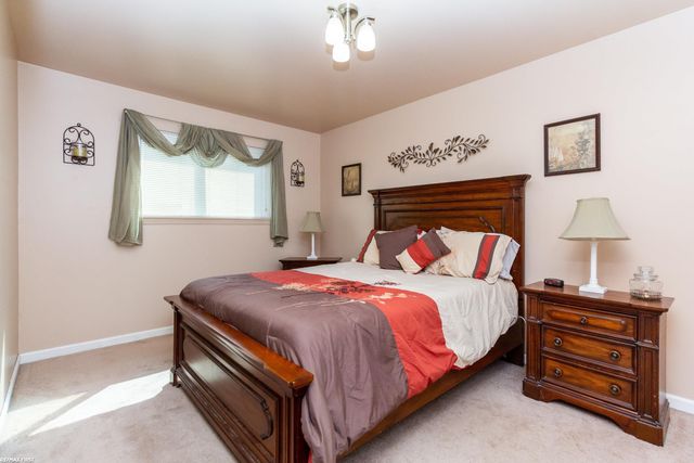 37228 Vernon Drive, Sterling Heights, MI 48310