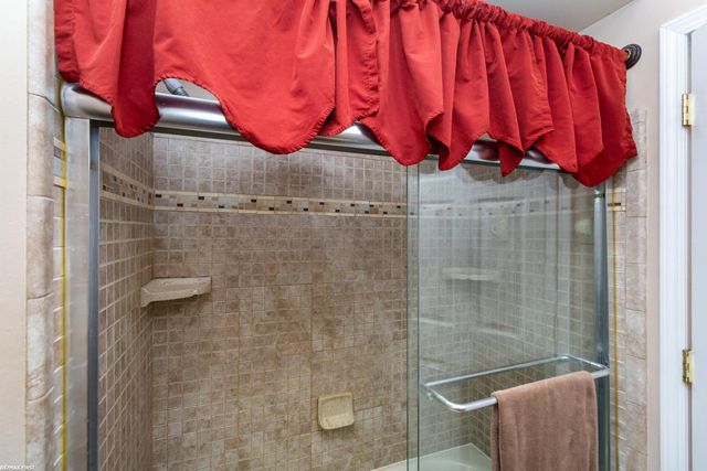 37228 Vernon Drive, Sterling Heights, MI 48310