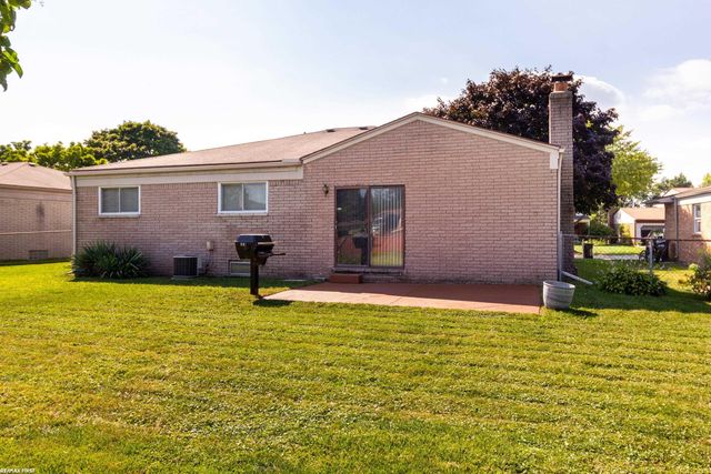 37228 Vernon Drive, Sterling Heights, MI 48310