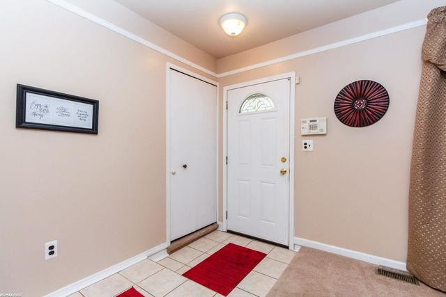 37228 Vernon Drive, Sterling Heights, MI 48310