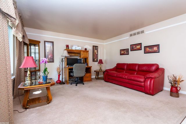 37228 Vernon Drive, Sterling Heights, MI 48310