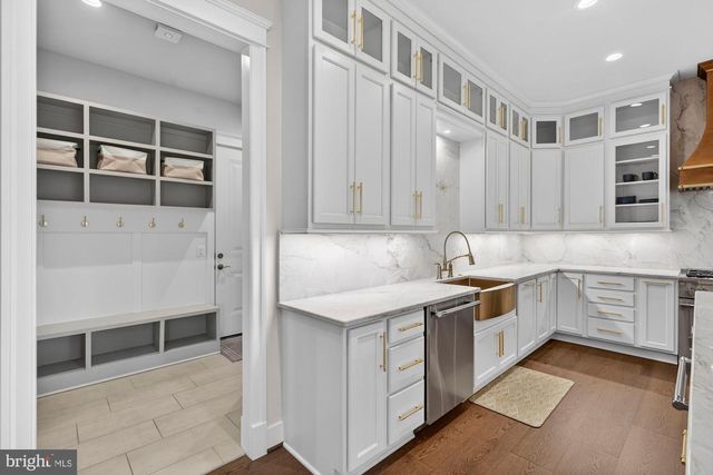 1859 BEULAH RD, Vienna, VA 22182