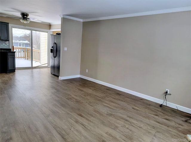 19 Essex Road, Poughkeepsie, NY 12601