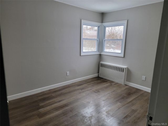 19 Essex Road, Poughkeepsie, NY 12601