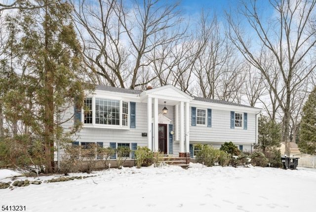 49 School St, Washington Twp., NJ 07676