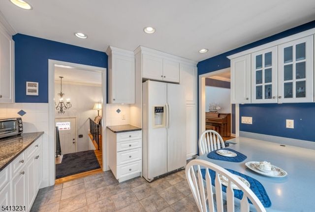 49 School St, Washington Twp., NJ 07676