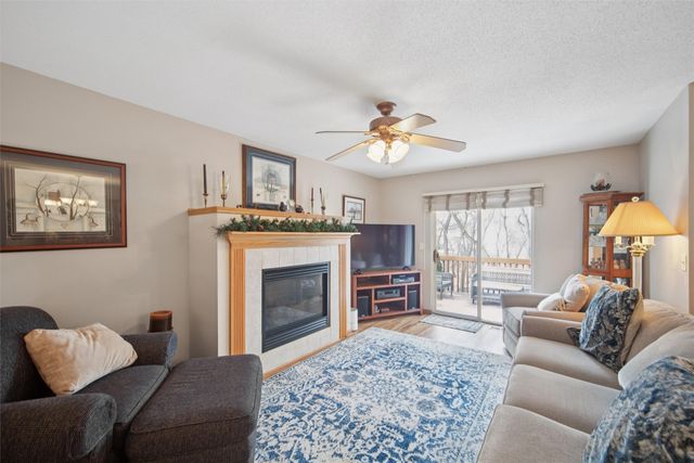 4870 63rd Street, Urbandale, IA 50322