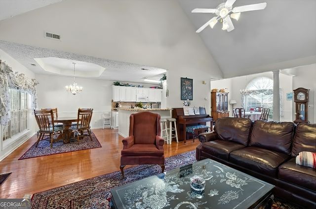 305 Surrey Park Drive, Fayetteville, GA 30215