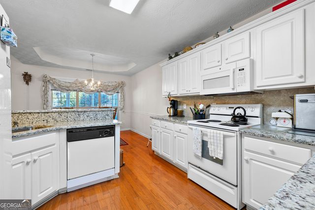 305 Surrey Park Drive, Fayetteville, GA 30215