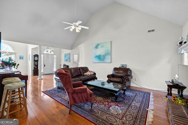 305 Surrey Park Drive, Fayetteville, GA 30215