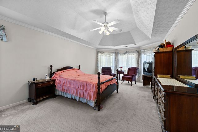 305 Surrey Park Drive, Fayetteville, GA 30215