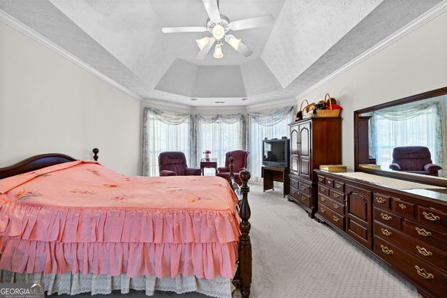 305 Surrey Park Drive, Fayetteville, GA 30215